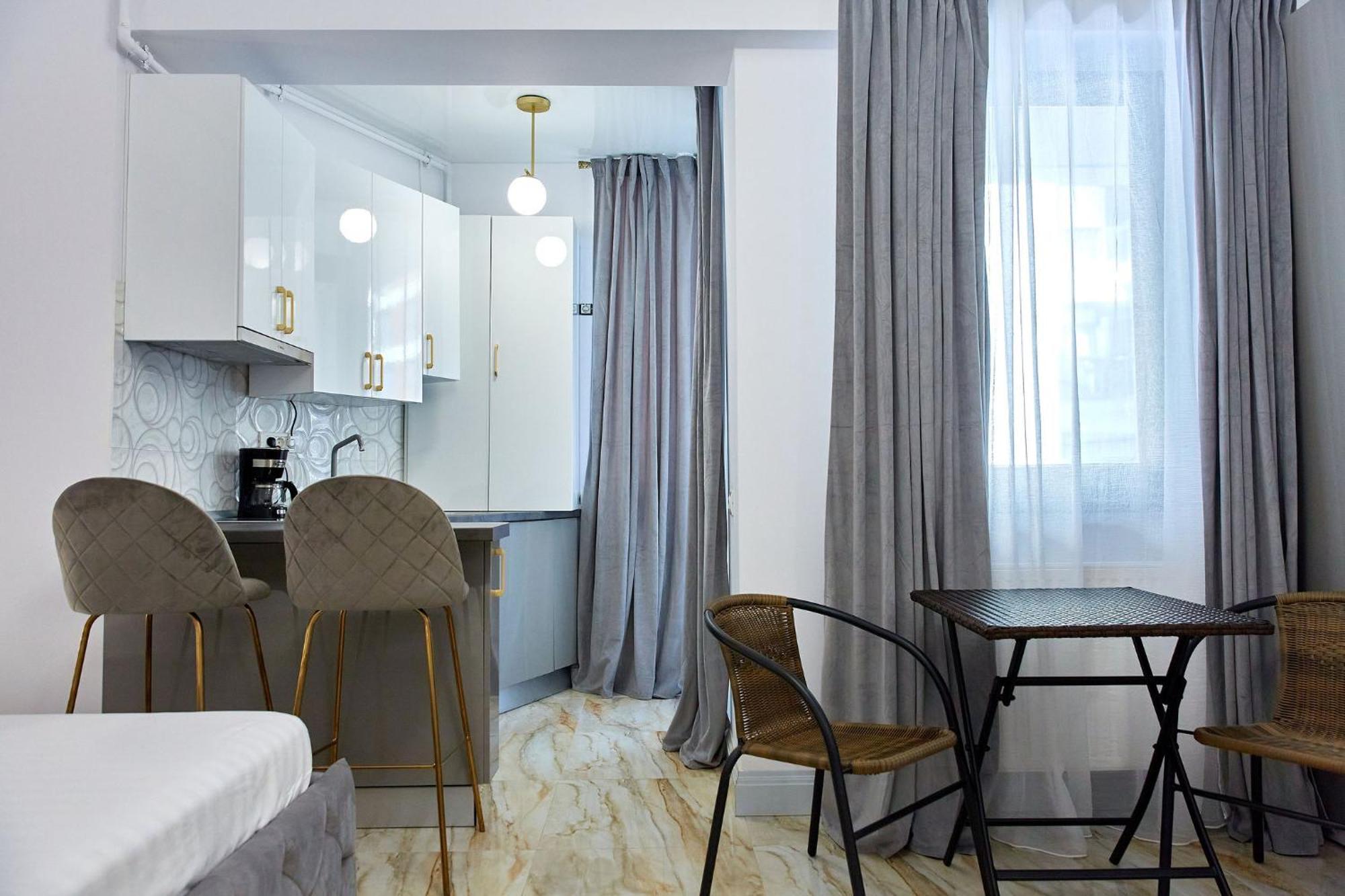 Apartamente By R S 3 Navodari Bagian luar foto