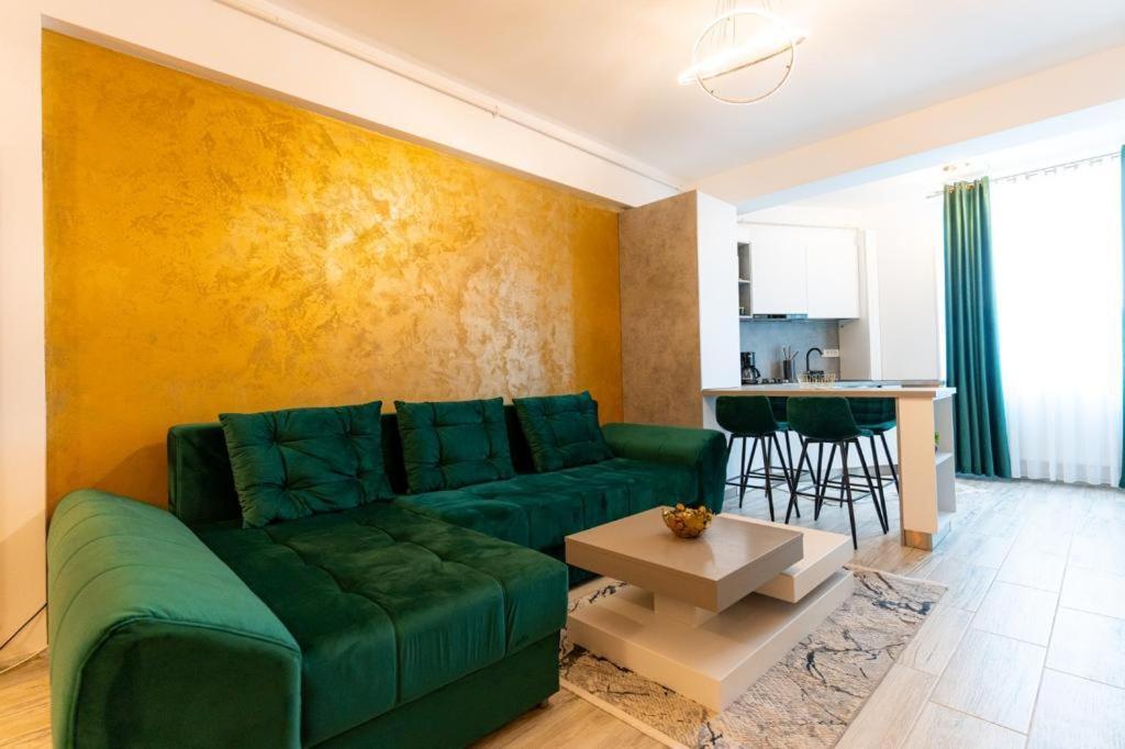 Apartamente By R S 3 Navodari Bagian luar foto