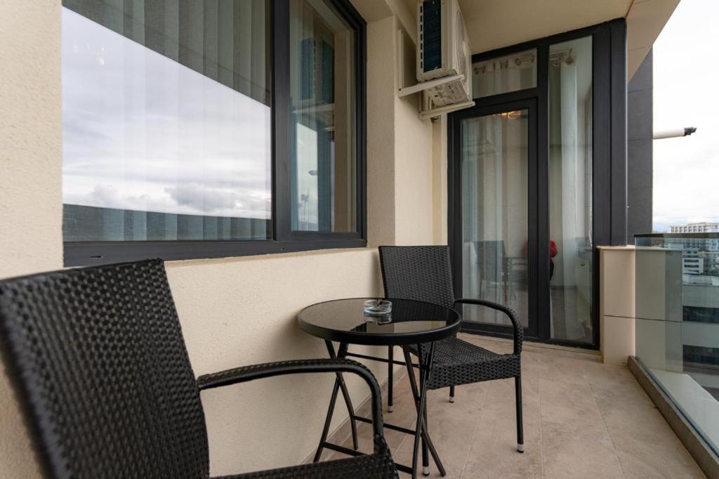 Apartamente By R S 3 Navodari Bagian luar foto